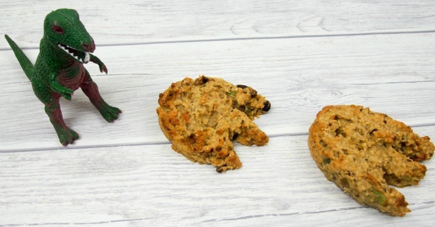 These delicious Dinosaur footprint loaded flapjacks are perfect for healthy breakfasts on the go and are full of nuts and dried fruits.  They are perfect for encouraging kids to eat new things and delicious too.