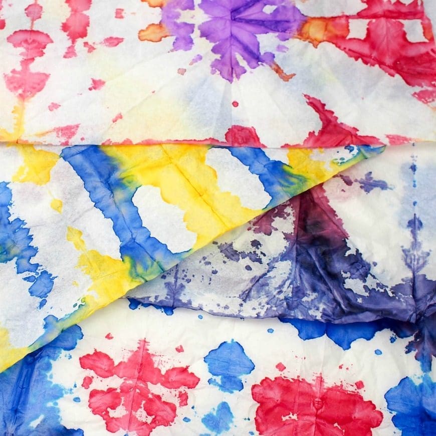 This DIY tie dye gift wrap is such a simple, fun process art activity. Make unique gift wrap with this fab tutorial. A great kids craft.