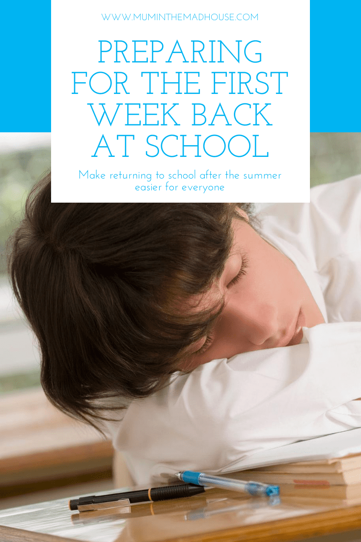 Getting ready to go back to school can be stressful. Read on for tips and ideas for organizing and simplifying what clothes and supplies to buy for the new school year as well as easing the transition. #backtoschool #organize #prepare #transition #supplies