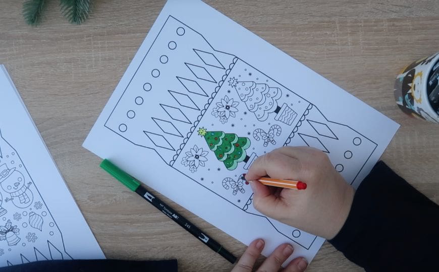 diy-christmas-cracker-colouring-printables-for-kids-fun-holiday-craft